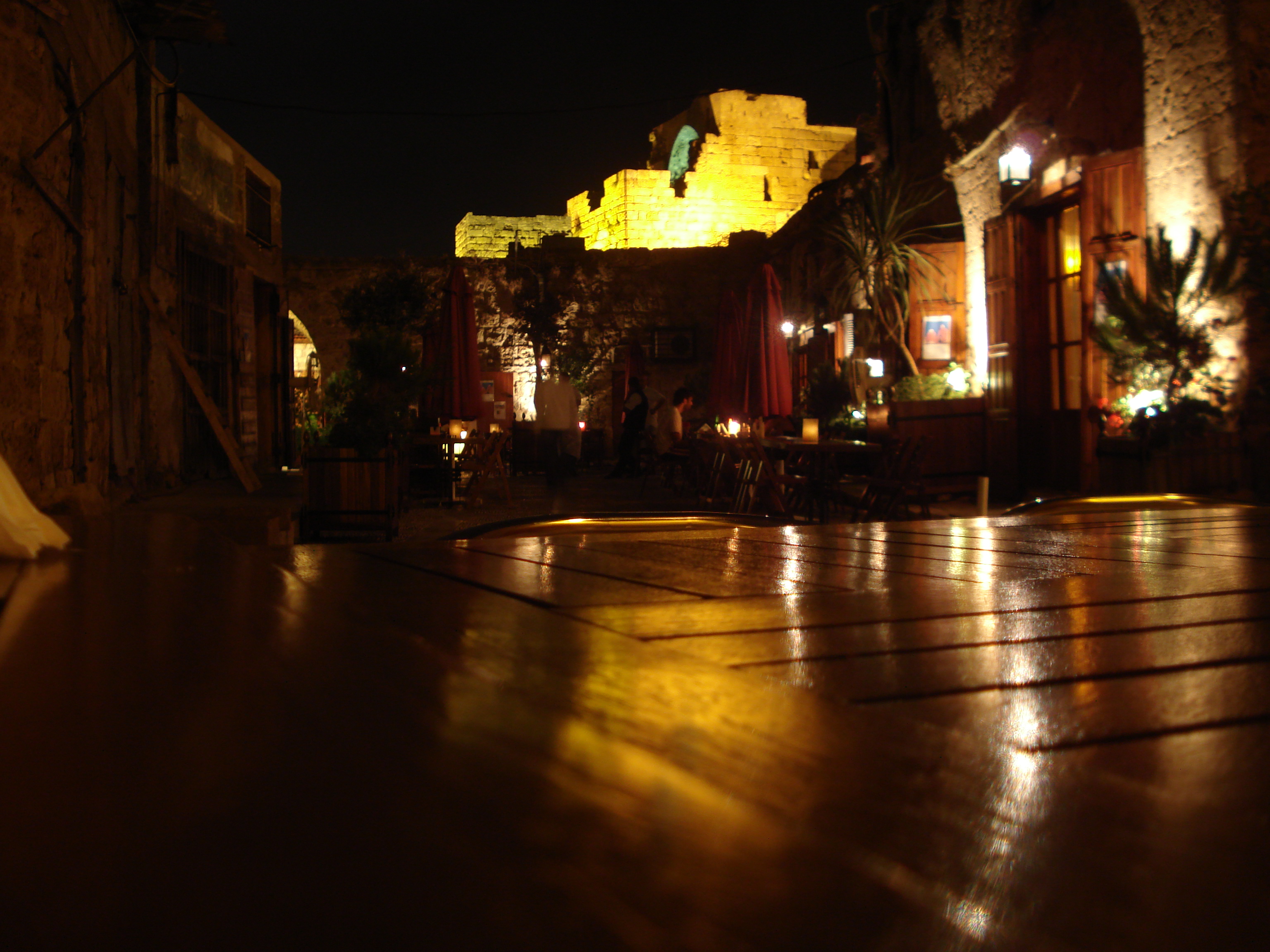 crusader-castle-night-from